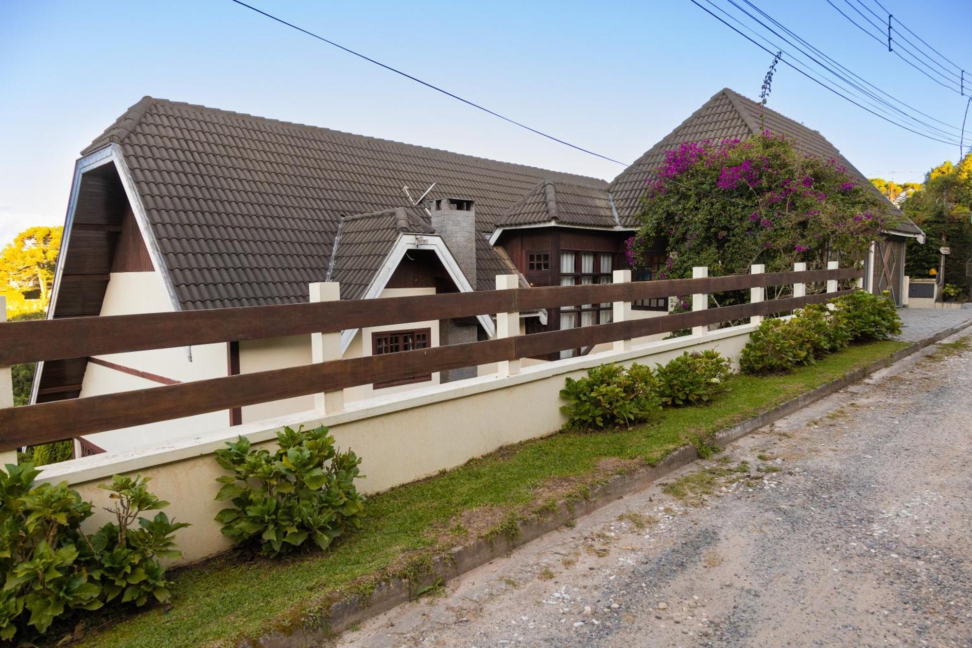 Casa Montanhas - Aconchego E Tranquilidade A 2,4km Do Capivari Casa de férias