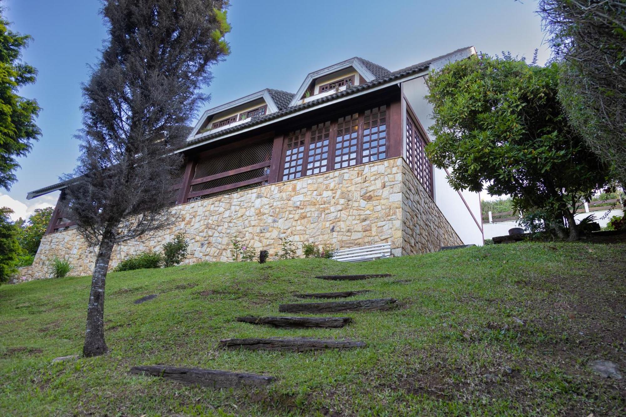 Casa Montanhas - Aconchego E Tranquilidade A 2,4km Do Capivari Campos do Jordão